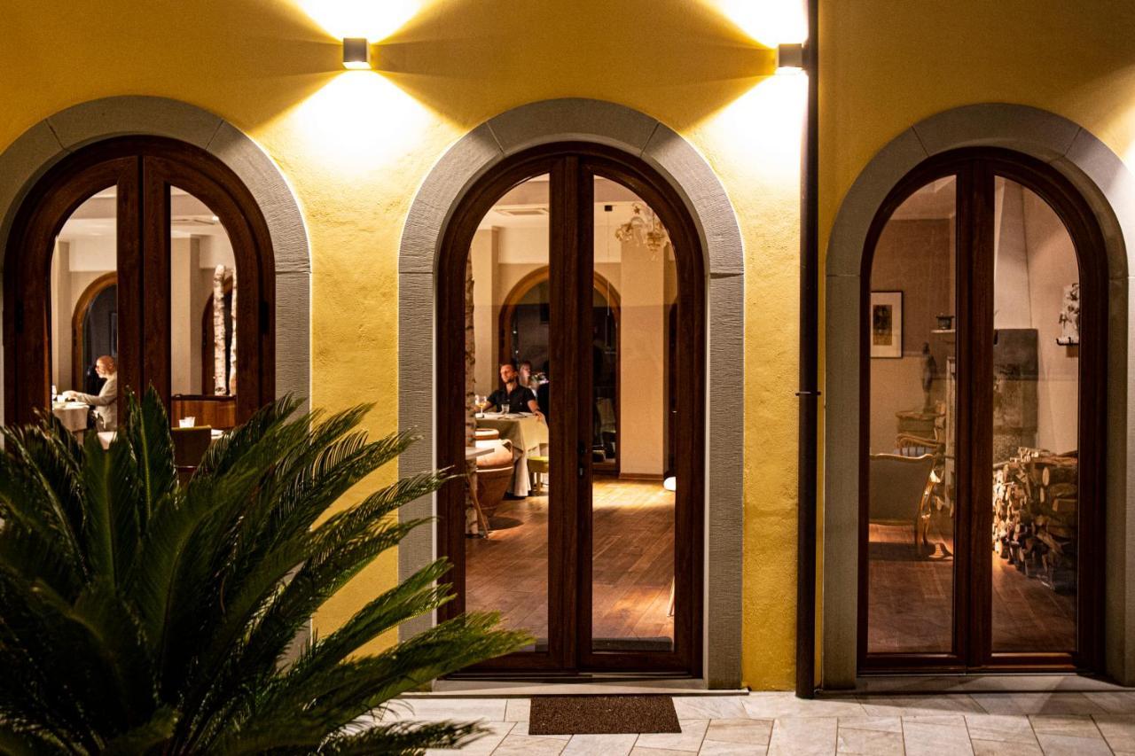 Borgo I Tre Baroni - Spa Suites & Resort Poppi Exterior foto