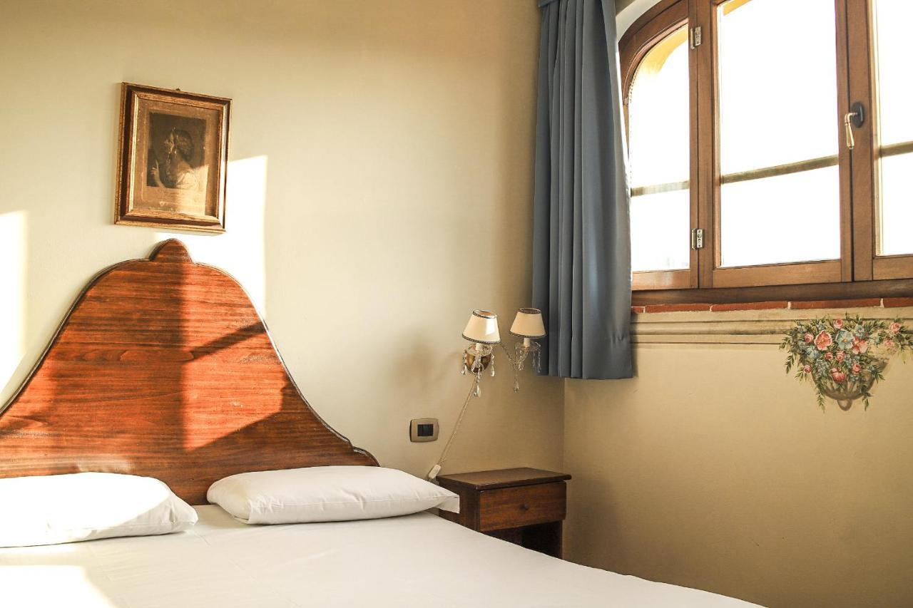 Borgo I Tre Baroni - Spa Suites & Resort Poppi Exterior foto